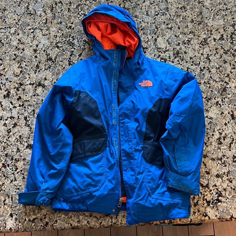 Boys North face size small 7/8 double jacket